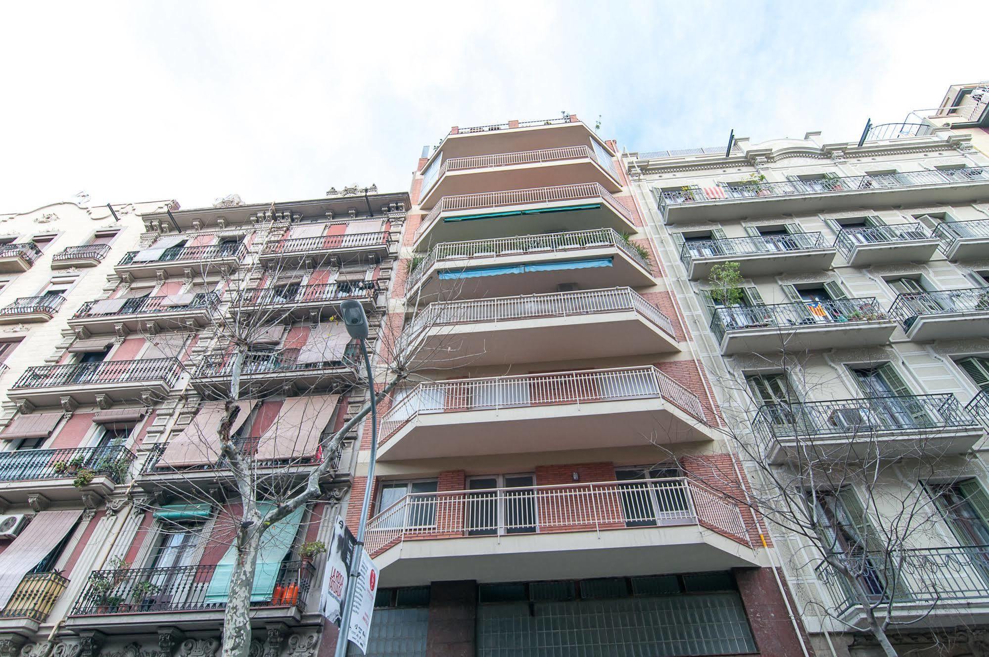 The Sky Dome Apartment Barcelona Exterior photo
